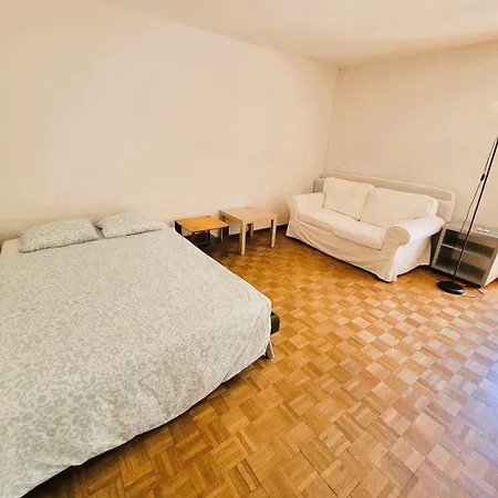 City Center Apartments With Balcony & Garden View Rigi - Self Checkin Daire *