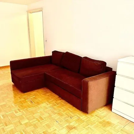 Daire City Center Apartments With Balcony & Garden View Rigi - Self Checkin *