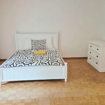 City Center Apartments With Balcony & Garden View Rigi - Self Checkin Daire