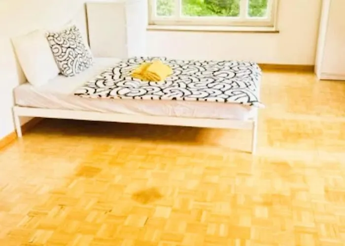 Center With Balcony & Garden View Rigi - Self Checkin Appartamento Zurigo