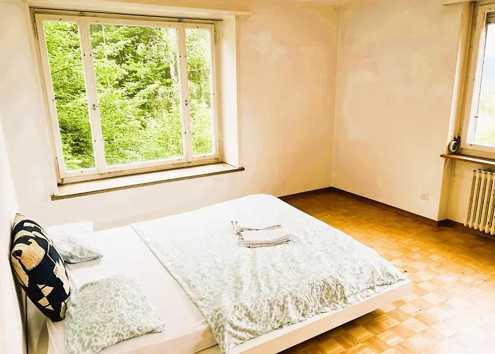 Center With Balcony & Garden View Rigi - Self Checkin Lägenhet *