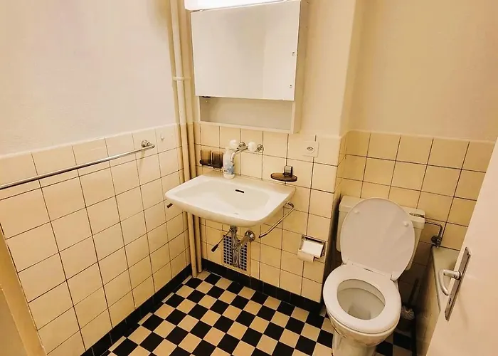 Center With Balcony & Garden View Rigi - Self Checkin شقة *